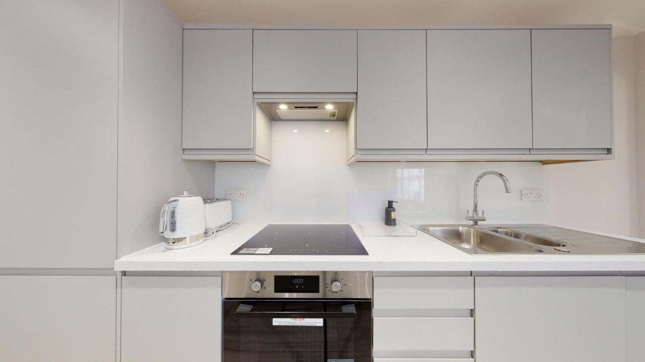 Chic Apartment By Hyde Park London Exteriör bild